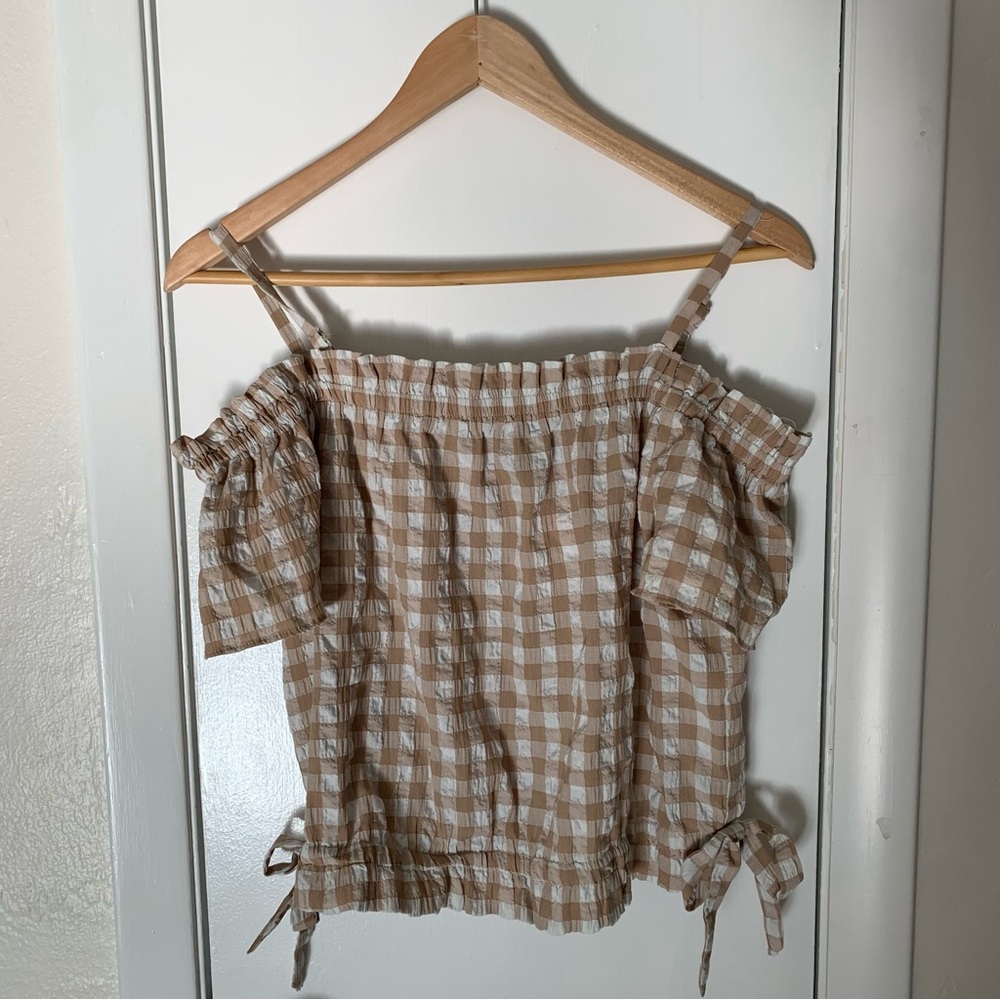 B‎ Wear Gingham Flutter Sleeve Smocked Blouse Size Medium